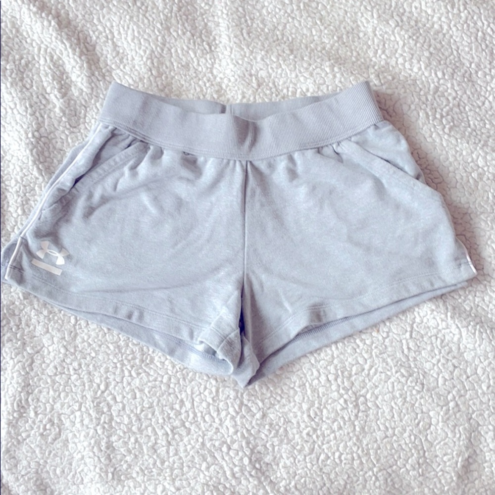 Under Armour grey comfy lounge shorts!!!